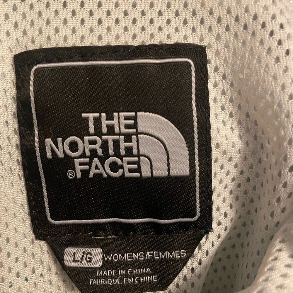The North Face Woman’s Jacket - Picture 2 of 3